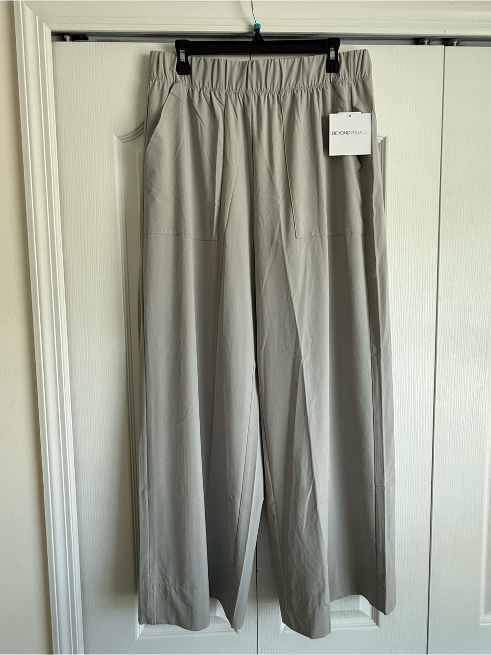 Beyond Yoga Women’s Wide-Leg Elastic Waist Pants - Light Gray